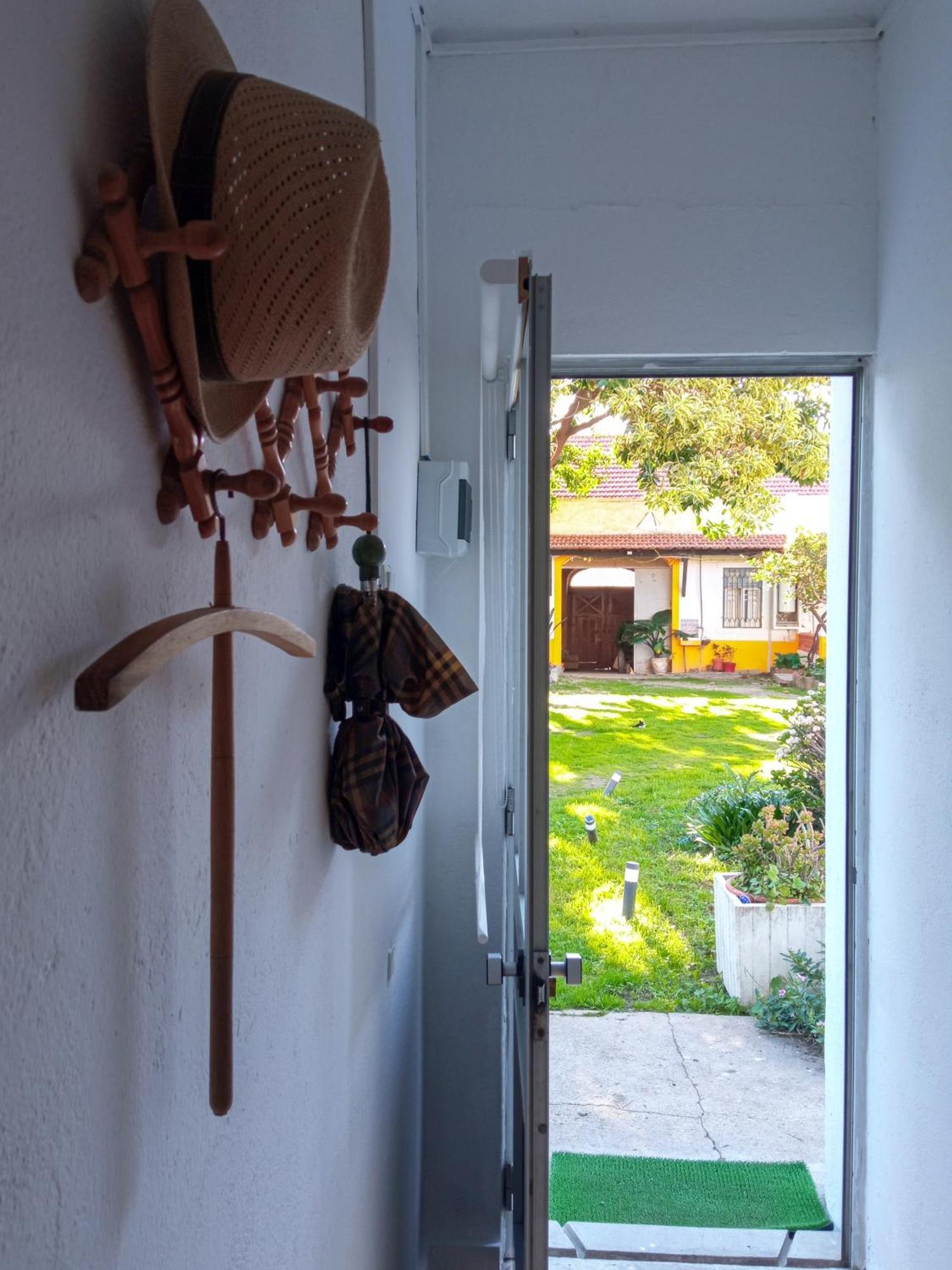Montijo Garden - Studio With Garden View Buitenkant foto